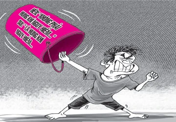 Xô nhựa, bút bi... có là hung khí nguy hiểm? ảnh 1