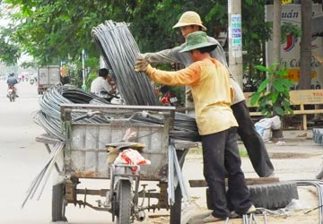 Năm doanh nghiệp bị truy thu thuế 13,7 tỉ đồng ảnh 1