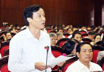 Giảng viên làm luật sư: Chưa ngã ngũ! ảnh 1