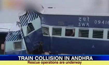 Tàu hoả đâm nhau ở Ấn Độ, 15 người thiệt mạng ảnh 1