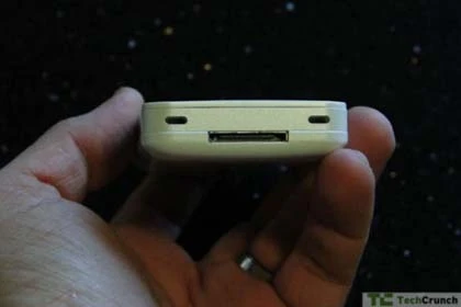 Thiết bị biến iPhone 4 thành điện thoại 2 sim 2 sóng ảnh 13 Thiết bị biến iPhone 4 thành điện thoại 2 sim 2 sóng ảnh 13