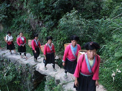 Tới thăm làng tóc dài nhất thế giới ảnh 4 Tới thăm làng tóc dài nhất thế giới ảnh 4