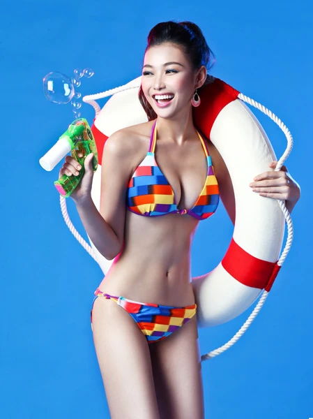 Miss Bích Khanh khoe dáng với bikini ảnh 7