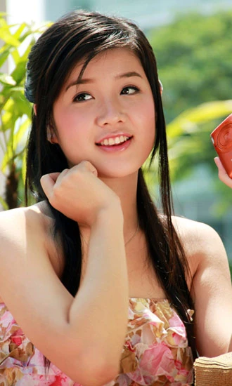 Xuân Mai xinh xắn dưới nắng Sài Gòn ảnh 4