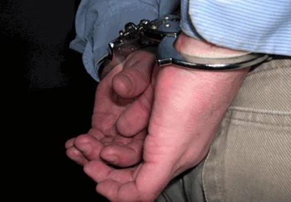 Hắt axit vào "chỗ ấy" của yêu râu xanh để trả thù ảnh 1