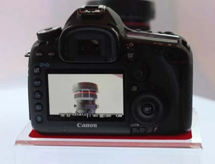 Canon 5D Mark III chính hãng giá 89 triệu đồng ảnh 6
