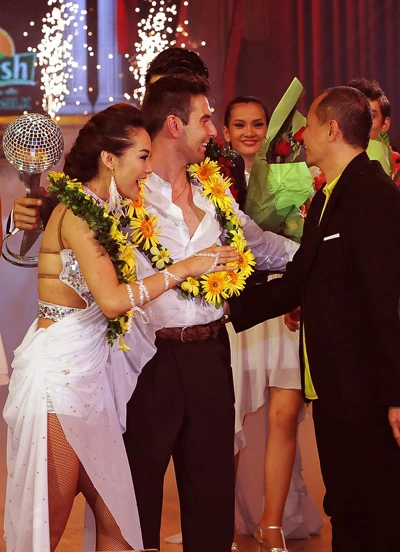 Minh Hằng thăng hoa trong đêm chung kết Bước nhảy Hoàn vũ ảnh 20