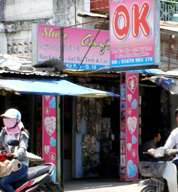 Thực hư “thuốc kích dục nữ” - Bài 2: Bán công khai, quản lý lỏng lẻo! ảnh 1