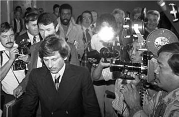 Đạo diễn phạm tội nhưng không ở tù ảnh 2