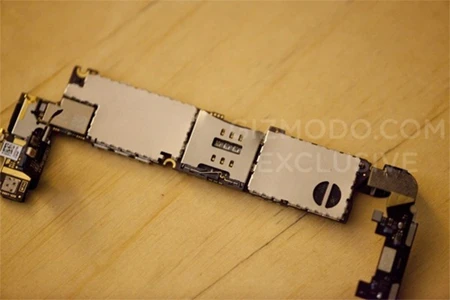 Linh kiện bên trong iPhone thế hệ mới phơi bày trên Internet ảnh 11