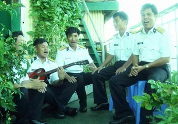 Những mảnh vườn treo giữa trùng khơi ảnh 1