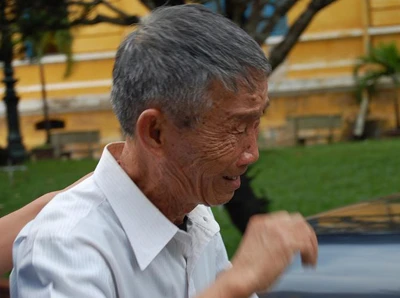 Trực tiếp phiên xử Hoàng Khương- phần 3: Hoàng Khương bị xử 4 năm tù giam ảnh 8 Trực tiếp phiên xử Hoàng Khương- phần 3: Hoàng Khương bị xử 4 năm tù giam ảnh 8