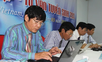 Trực tuyến "Chọn trường và cách ghi hồ sơ dự thi". ảnh 2