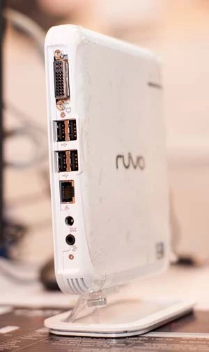 Cầm gọn trong lòng bàn tay.