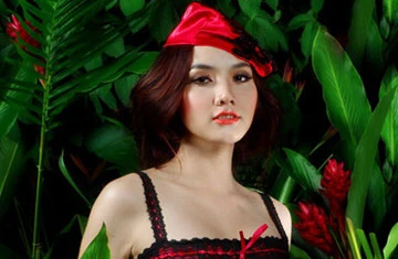 Người đẹp Trang Nhung "đốt nóng" vườn nhiệt đới ảnh 6