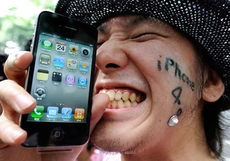 iPhone 4 chính thức đến tay người dùng ảnh 9