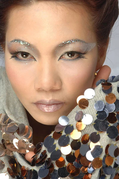 Ca sĩ Trần Thu Hà: "Tương lai của tôi là Hà Trần Produtions" ảnh 1