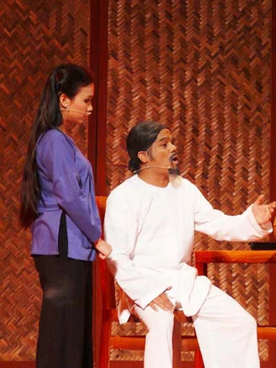 Cẩm Ly vai Lan, Hữu Bình vai cha Lan Thu Minh trong vai Thúy Liễu