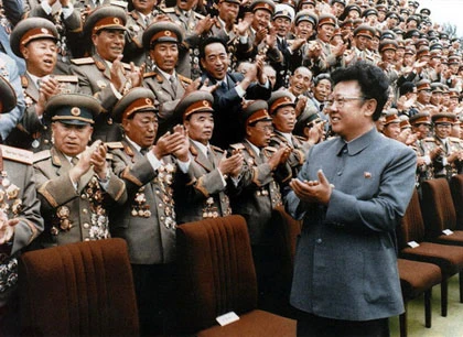 Cuộc đời nhà lãnh đạo Kim Jong-Il qua các bức ảnh ảnh 6 Cuộc đời nhà lãnh đạo Kim Jong-Il qua các bức ảnh ảnh 6