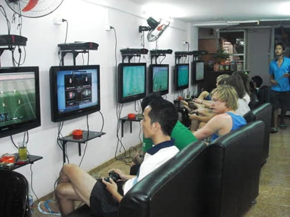 Đá bóng ảo, kiếm tiền thật ảnh 2