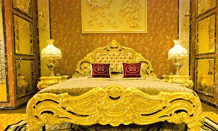 Khách sạn có bồn tắm, bồn cầu bằng vàng nguyên chất ảnh 8