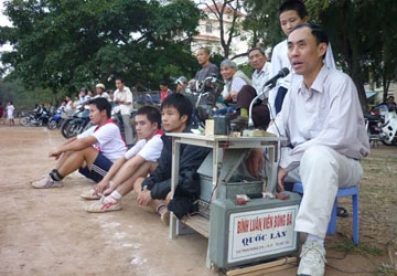 Người thổi lửa cho bóng đá phong trào ảnh 1