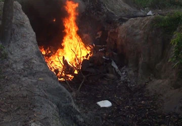 Từ vụ “giải cứu” 2,2 tấn chân trâu bò thối: Phát hiện hơn tám tấn chân trâu bò và lòng heo thối ảnh 2