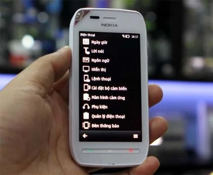 Mở hộp điện thoại Nokia 603 màn hình sáng nhất ở VN ảnh 15