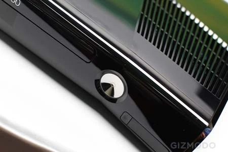 Cận cảnh Xbox 360 Slim ảnh 5 Cận cảnh Xbox 360 Slim ảnh 5