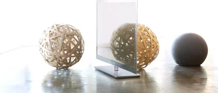 TV LED đắt nhất thế giới có mặt ở Việt Nam ảnh 1