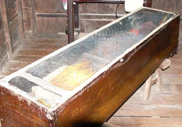 44 năm nuôi xác chết trong nhà ở An Giang ảnh 2