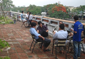 Lầu Tứ Phương Vô Sự thành quán cà phê: Không thể không khai thác? ảnh 1