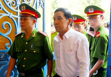 Vụ Huỳnh Ngọc Sĩ: Sẽ lập cầu truyền hình để đối chất ảnh 1