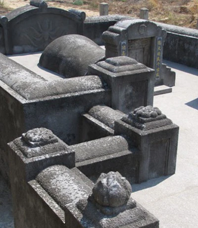 Phát hiện 2 ngôi mộ cổ độc đáo ở Đà Nẵng ảnh 2