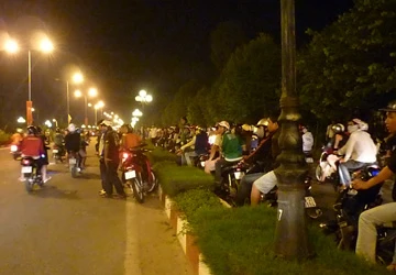 Lò độ, đường đua và địa ngục - Bài 2: Thách nhau tìm… cái chết ảnh 1 Lò độ, đường đua và địa ngục - Bài 2: Thách nhau tìm… cái chết ảnh 1