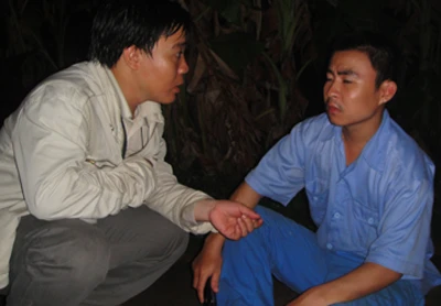 Tin mới nhận: Tàu du lịch Dìn Ký chìm trên sông Sài Gòn, còn 15 người mất tích ảnh 9