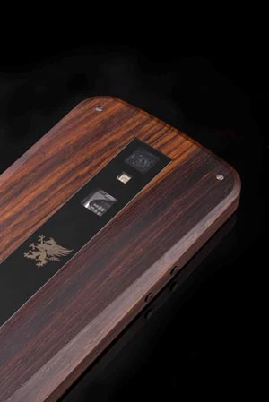 Smartphone vỏ đá giá 75 triệu đồng của Mobiado ảnh 6