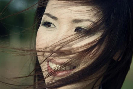 Ca sĩ Hồng Vy và Trần Mạnh Hùng tạm biệt Hà Nội với “Giấc mơ mùa lá” ảnh 3