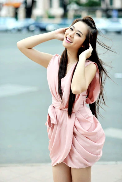 Hot girl Bảo Ngọc tươi trẻ trên phố ảnh 4 Hot girl Bảo Ngọc tươi trẻ trên phố ảnh 4