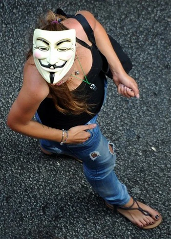 Biểu tình nổ ra khắp Tây Ban Nha ảnh 7