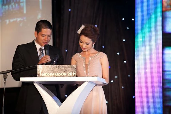 Lê Thu An đăng quang Miss Parkson ảnh 1