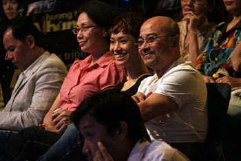 "Giai nhân" của nhạc sĩ Hà Dũng trình diễn hay nhất ảnh 3 "Giai nhân" của nhạc sĩ Hà Dũng trình diễn hay nhất ảnh 3