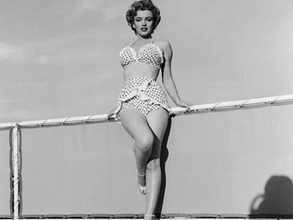 Công bố ảnh cực hiếm về "bom sex" Marilyn Monroe ảnh 2 Công bố ảnh cực hiếm về "bom sex" Marilyn Monroe ảnh 2