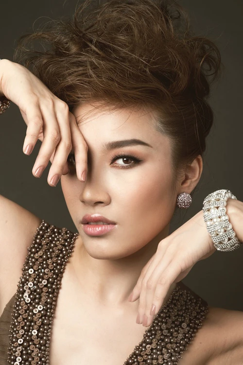 Phạm Anh Thư thi 'Siêu mẫu châu Á Thái Bình Dương' ảnh 1