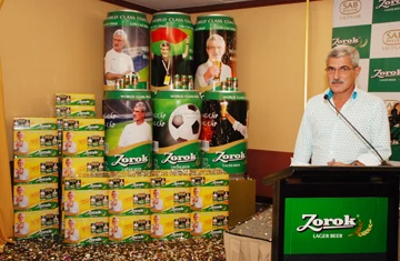 Ra mắt bộ sưu tập lon ảnh 1