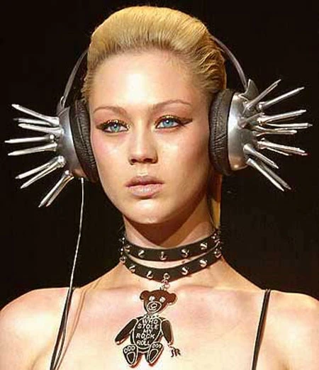 Những bộ loa và tai nghe lạ thường ảnh 7