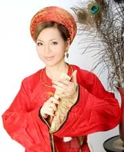 Ca sĩ Ái Vân: Đặt hoa hồng vào ký ức ảnh 1