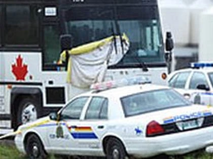 Bị chặt đầu vì “là người ngoài hành tinh” ảnh 2