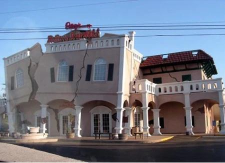 Những công trình kiến trúc kỳ lạ nhất thế giới ảnh 20