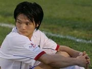 Văn Quyến bị SLNA đẩy xuống đội trẻ ảnh 1